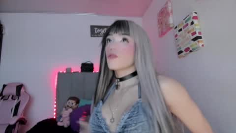 Snapshot of fem_boy6 chatting on 12-13-24, 03:16 fem_boy6 online show from 12-13-24, 03:16