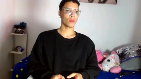 Snapshot of femboy_tran chatting on 10-14-25, 02:01 femboy_tran online show from 10-14-25, 02:01