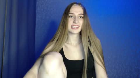 Femke online show from 03-04-25, 07:43