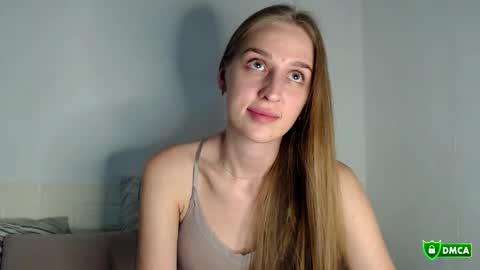 Femke online show from 09-14-25, 07:35