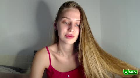 Femke online show from 09-21-25, 08:21