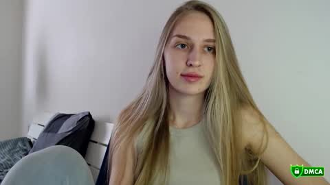 Femke online show from 10-13-25, 11:32