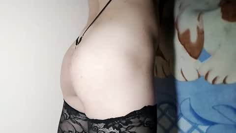 Snapshot of femlind chatting on 10-10-25, 05:39 femlind online show from 10-10-25, 05:39