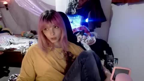 fempue online show from 03-25-26, 08:42