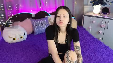 Fenilea online show from 12-03-25, 06:10