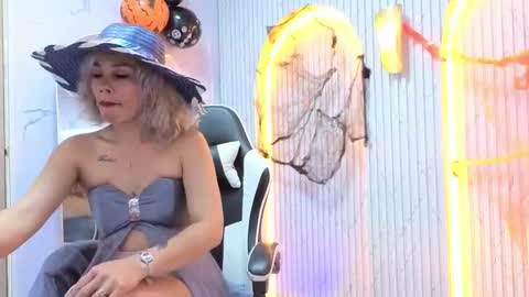 Ferchis  online show from 10-29-25, 01:35