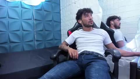 Snapshot of ferchodaniels chatting on 02-04-25, 08:28 Daniel Fernando online show from 02-04-25, 08:28