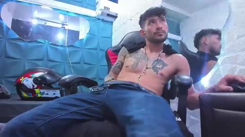 Snapshot of ferchodaniels chatting on 03-07-25, 12:48 Daniel Fernando online show from 03-07-25, 12:48