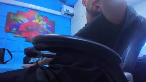 Snapshot of ferchodaniels chatting on 09-10-25, 07:25 Daniel Fernando online show from 09-10-25, 07:25