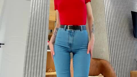 Leya online show from 01-08-26, 10:50