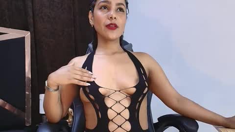 Snapshot of fernandabrown_ chatting on 01-06-26, 08:07 Fernandabrown s online show from 01-06-26, 08:07