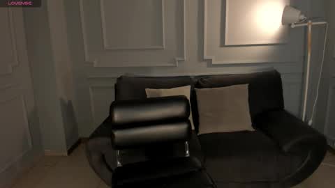 FER  online show from 10-15-25, 02:17