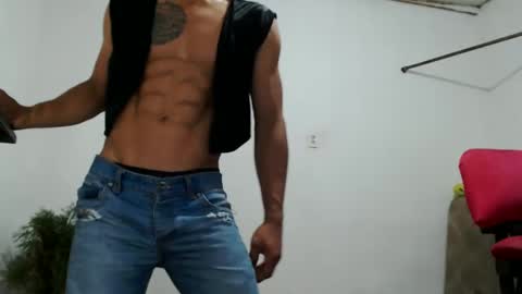 Snapshot of fernandez_latinblack chatting on 12-02-24, 01:14 fernandez_latinblack online show from 12-02-24, 01:14