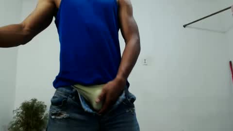 Snapshot of fernandez_latinblack chatting on 12-29-24, 06:14 fernandez_latinblack online show from 12-29-24, 06:14