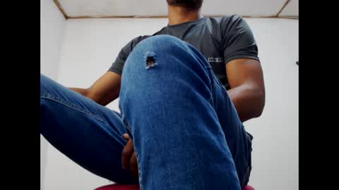 Snapshot of fernandez_latinblack chatting on 01-05-25, 02:27 fernandez_latinblack online show from 01-05-25, 02:27