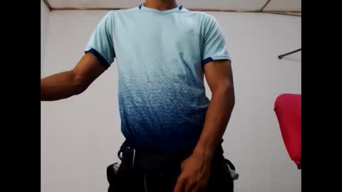 Snapshot of fernandez_latinblack chatting on 01-19-25, 01:32 fernandez_latinblack online show from 01-19-25, 01:32