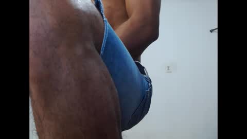 Snapshot of fernandez_latinblack chatting on 01-27-25, 10:38 fernandez_latinblack online show from 01-27-25, 10:38
