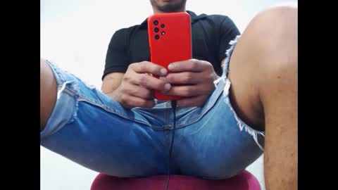 Snapshot of fernandez_latinblack chatting on 01-28-25, 02:00 fernandez_latinblack online show from 01-28-25, 02:00