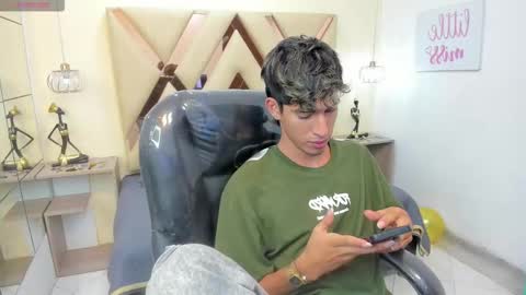 FER PHOENIX online show from 10-26-25, 03:23