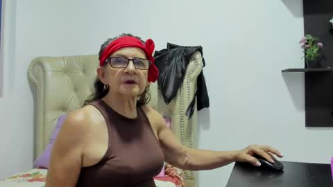 Snapshot of ferrimature chatting on 02-26-25, 08:11 Marcela online show from 02-26-25, 08:11