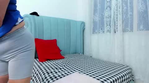 Marcela online show from 11-22-25, 02:27