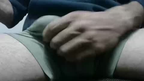 Snapshot of fescarf1991 chatting on 10-29-25, 01:30 fescarf1991 online show from 10-29-25, 01:30