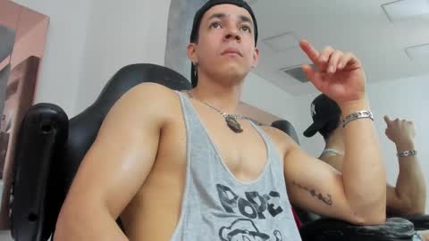 Snapshot of festcooll chatting on 03-09-25, 08:42 FestCooll online show from 03-09-25, 08:42