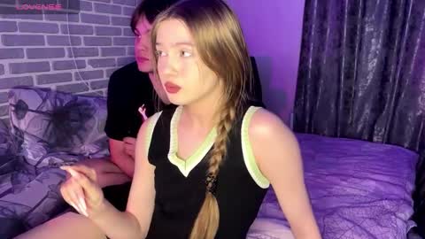 Tina and Tomas online show from 09-29-25, 02:11