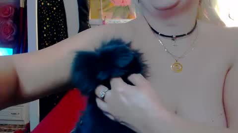 pregnant hairyc2cbigboobs mature online show from 02-08-25, 08:53