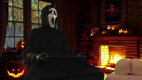 Snapshot of fetishboyfun chatting on 10-31-25, 04:41 FetishBoyFun online show from 10-31-25, 04:41