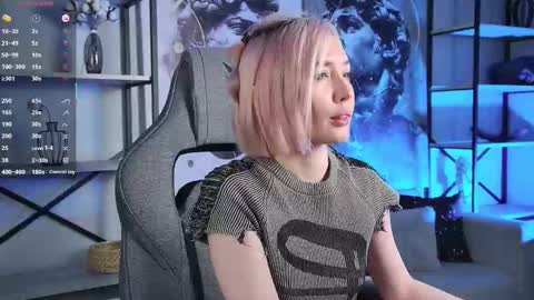 Rey online show from 12-03-25, 05:44