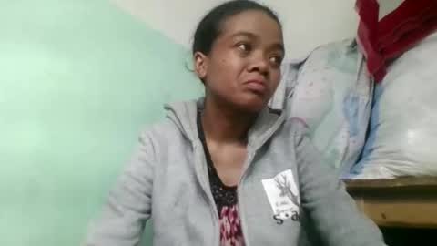 Snapshot of fetranialdy chatting on 02-09-26, 05:22 fetranialdy online show from 02-09-26, 05:22