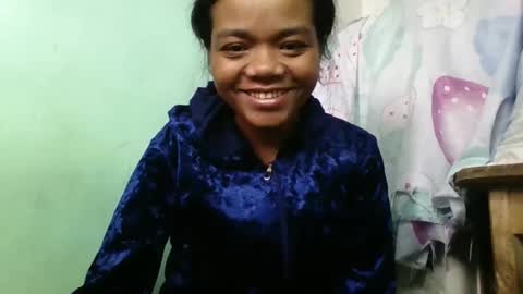 Snapshot of fetranialdy chatting on 02-12-26, 07:14 fetranialdy online show from 02-12-26, 07:14