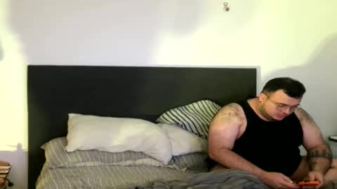 fevyforeverbear online show from 11-25-25, 09:37