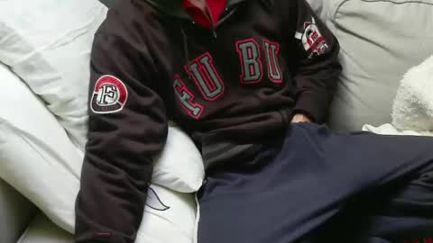 Snapshot of fidelio89 chatting on 11-28-25, 09:45 Fid online show from 11-28-25, 09:45