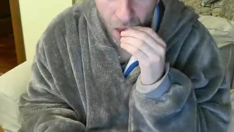 Snapshot of fidelio89 chatting on 01-18-26, 07:06 Fid online show from 01-18-26, 07:06