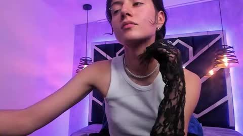   online show from 01-11-25, 02:58