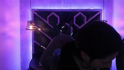   online show from 01-12-25, 03:14