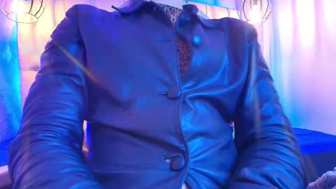   online show from 12-19-25, 07:37