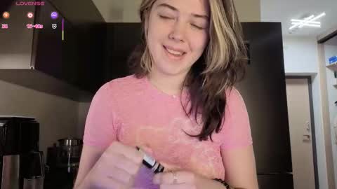 Snapshot of fieryfeline chatting on 02-05-26, 03:11 Filla online show from 02-05-26, 03:11