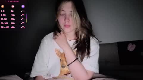 Snapshot of fieryfeline chatting on 02-06-26, 11:41 Filla online show from 02-06-26, 11:41