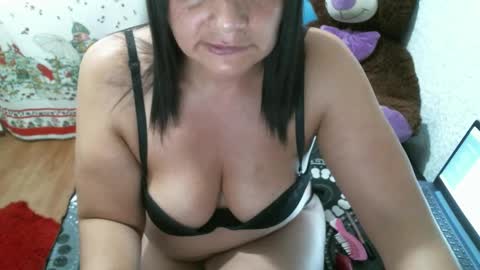 FIERYWOMAN online show from 02-18-25, 10:47