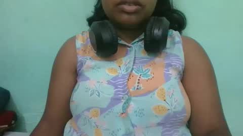 fifaalydia online show from 10-22-25, 07:13