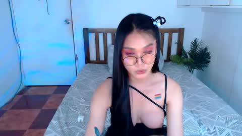 sweet online show from 12-27-24, 02:22