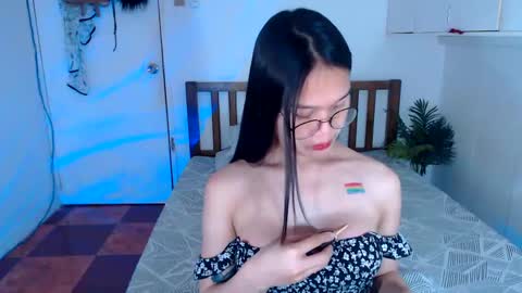sweet online show from 01-31-25, 10:10