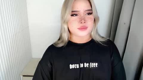  Angela  DONT FORGET TO FOLLOW AND GIVE ME APPRECIATION online show from 11-12-25, 04:46