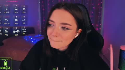 LEEN online show from 01-04-25, 07:03