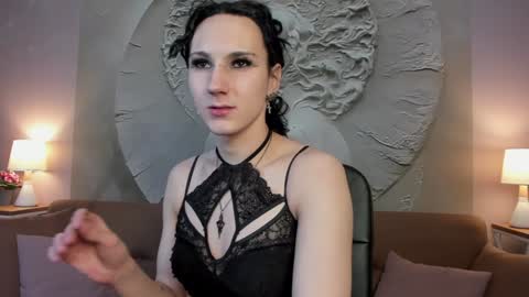 Honey Ill be waiting for you Tue Wed Thu Fri Sat Sun 10am-5pm online show from 01-31-25, 10:10