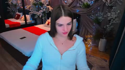 Snapshot of finalaccord chatting on 01-16-25, 04:28 Amanda online show from 01-16-25, 04:28