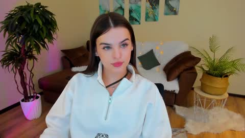 Snapshot of finalaccord chatting on 02-05-25, 04:14 Amanda online show from 02-05-25, 04:14